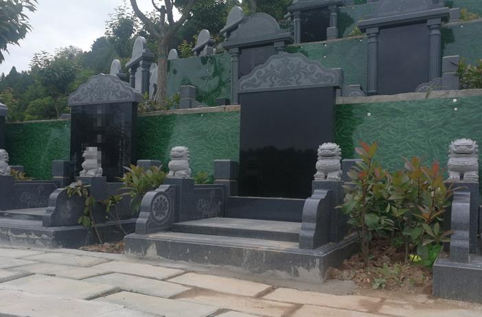 西安壽陽山墓園-櫻花苑F區(qū)-櫻花碑五型