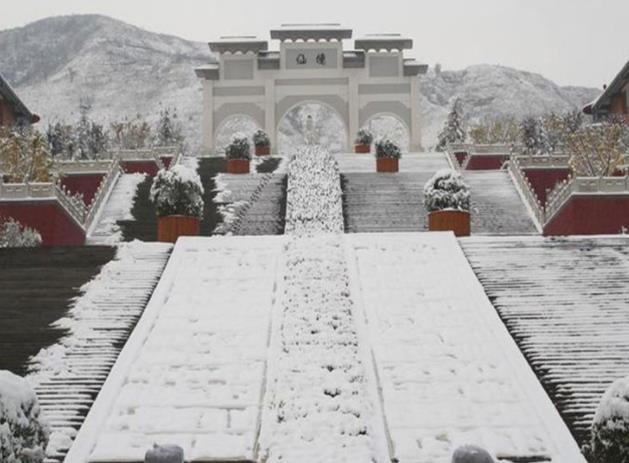 西安霸陵墓園是古都西安陵園行業(yè)的一顆明珠