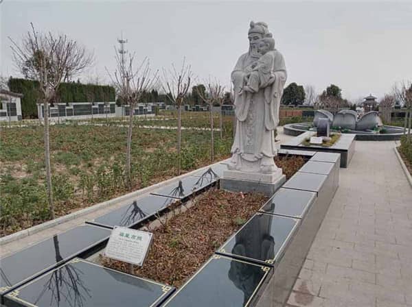 西安漢皇樹葬墓園的環(huán)境和服務有哪些特點，為何深受市民喜愛？