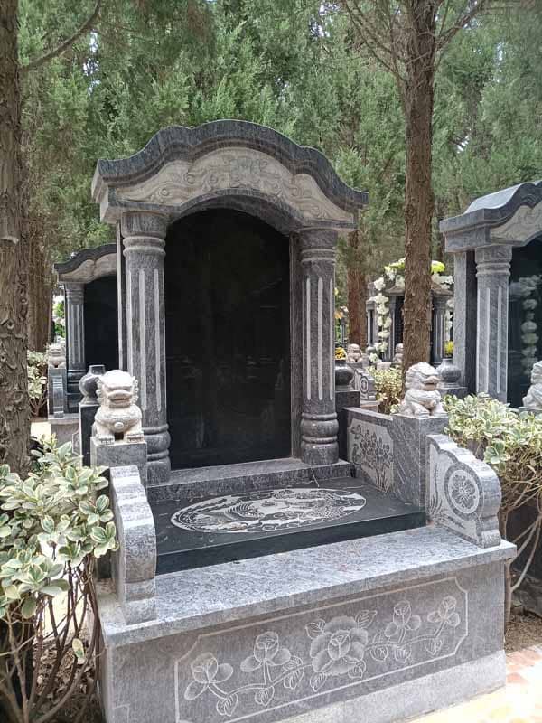 西安漢皇樹葬陵園價(jià)格區(qū)間與葬式選擇