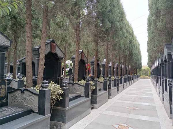 西安漢皇樹(shù)葬墓園屬于節(jié)地葬