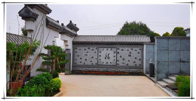 西安漢皇樹葬陵園墓區(qū)圖片