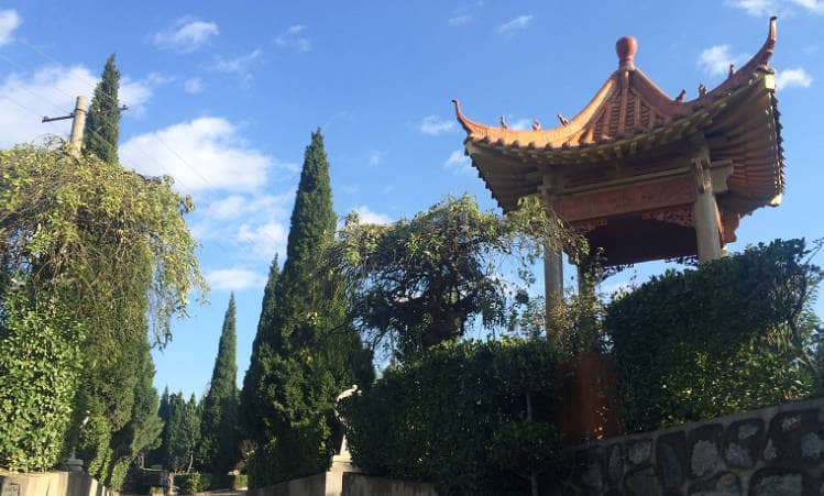 西安經(jīng)營性公墓臨潼區(qū)驪山墓園