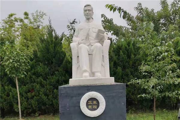 西安壽陽山墓園是否提供個性化的墓碑設計服務？