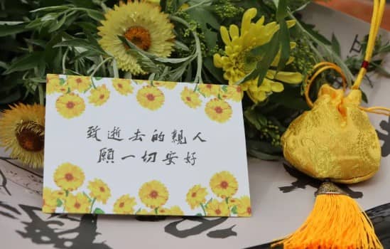 西安壽陽山墓園（綠植養(yǎng)護）墓碑與園林景觀的綠色融合