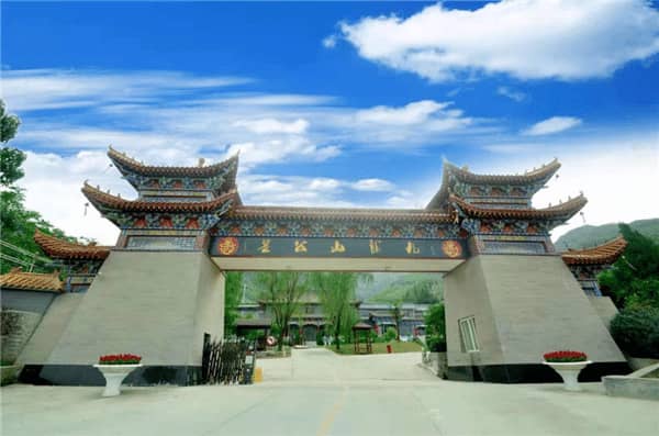 九龍山墓園西安地址詳解：便捷導(dǎo)航，寧靜安息之地