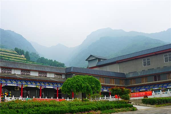 西安九龍山公墓的花壇葬方式有何獨(dú)特之處？