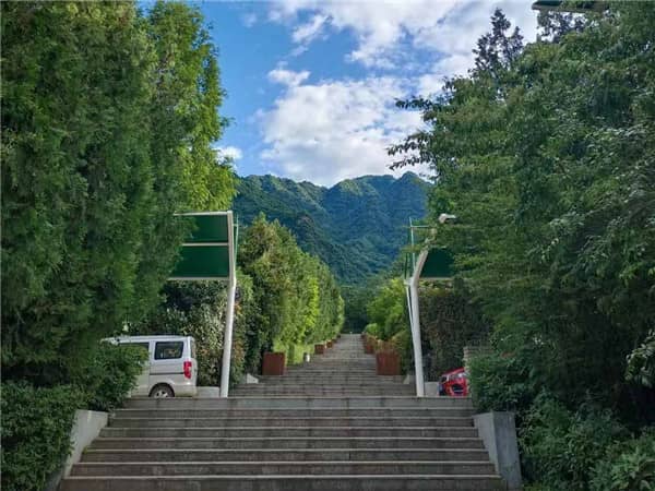 西安九龍山墓園價格體系及報價說明：全面了解墓園價格情況