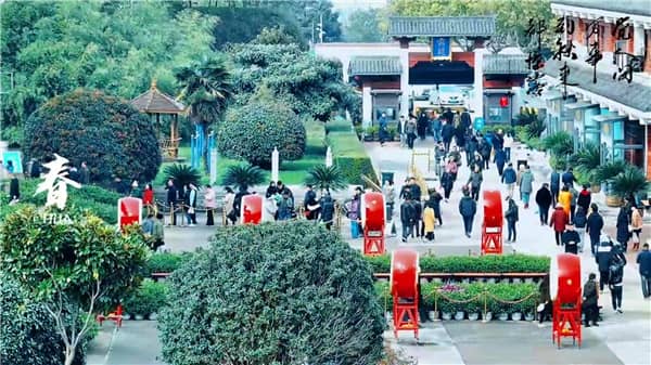 西安市霸陵墓園公交車