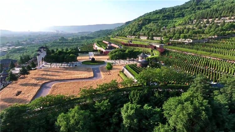西安霸陵有兩個墓園，墓地購買必看