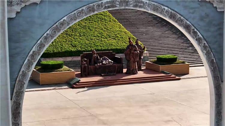 西安霸陵墓園地形地貌，珍惜生命，優(yōu)質(zhì)服務(wù)