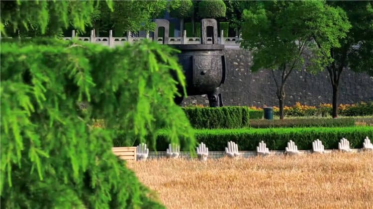 西安霸陵新區(qū)墓園費用解析：多因素決定最終價格