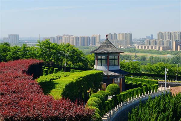 西安高橋墓園交通指南 | 拼車包車與自駕出行的便捷選擇